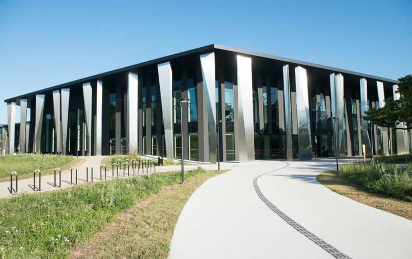 Palais de la musique et des congrès — photo 1
