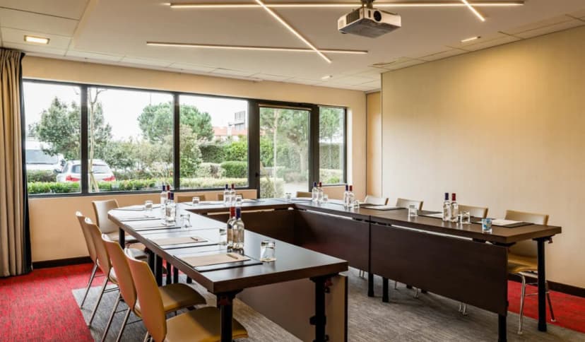 Holiday Inn Toulouse Airport — photo 4