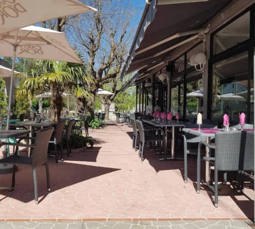 La Renaissance HÔTEL RESTAURANT SAINT FERRÉOL — photo 3