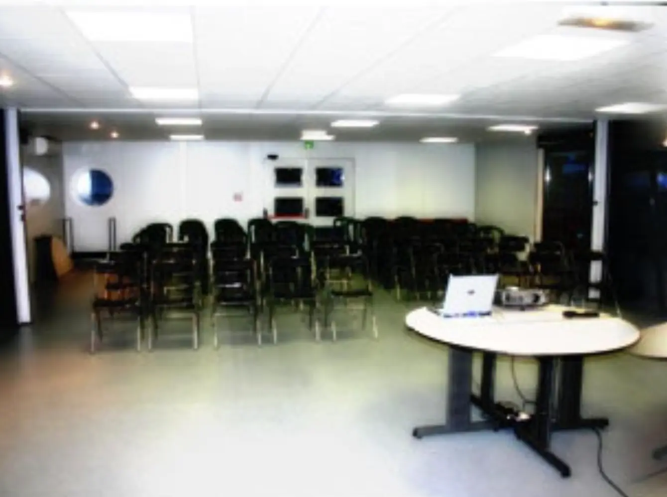 ACTUA Organisation | Karting Lyon - Stage de Pilotage - Accrobranche | Pour Particuliers et Entreprises — photo 3
