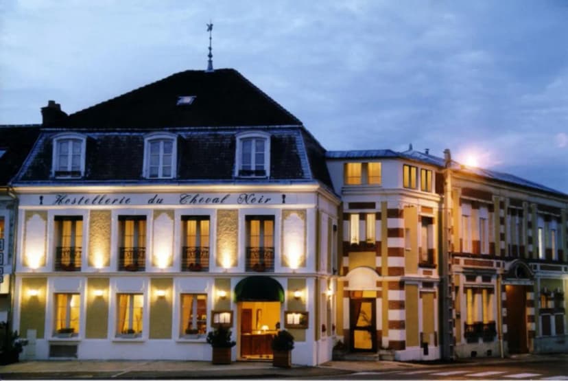 Hostellerie du Cheval Noir — photo 1