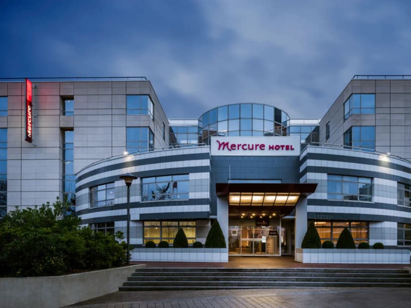 Hotel Mercure Paris Massy Gare TGV — photo 1