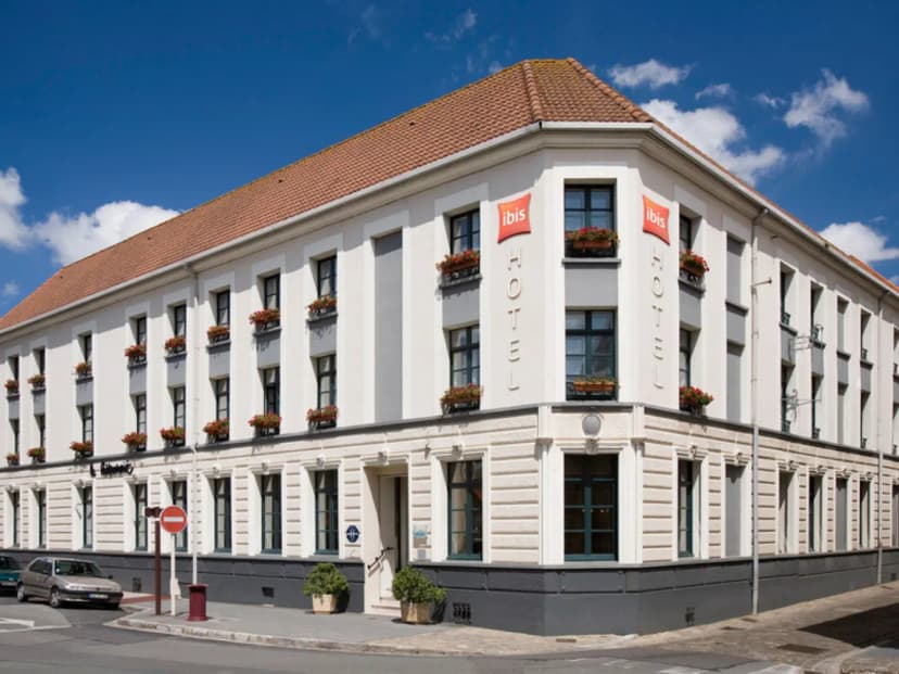 ibis Saint-Omer Centre — photo 1