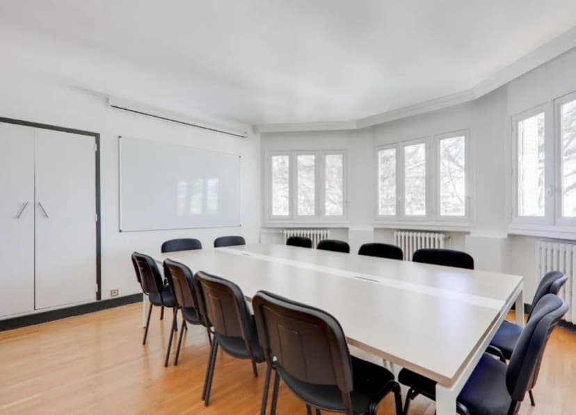 Business Space — photo 1