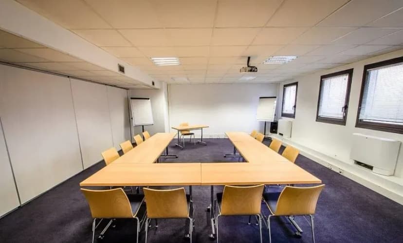 Baya - Paris Lafayette - Coworking, Location de Bureaux & Salle de Réunion — photo 1