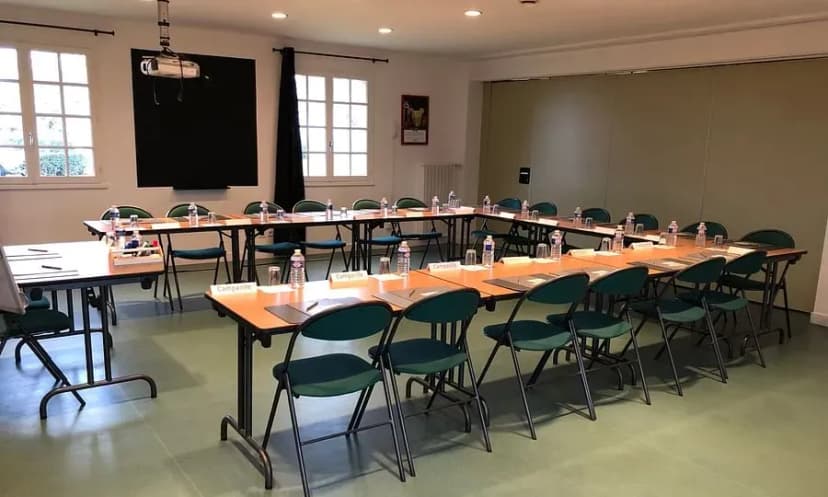 Kyriad Niort Est - La Crèche — photo 3