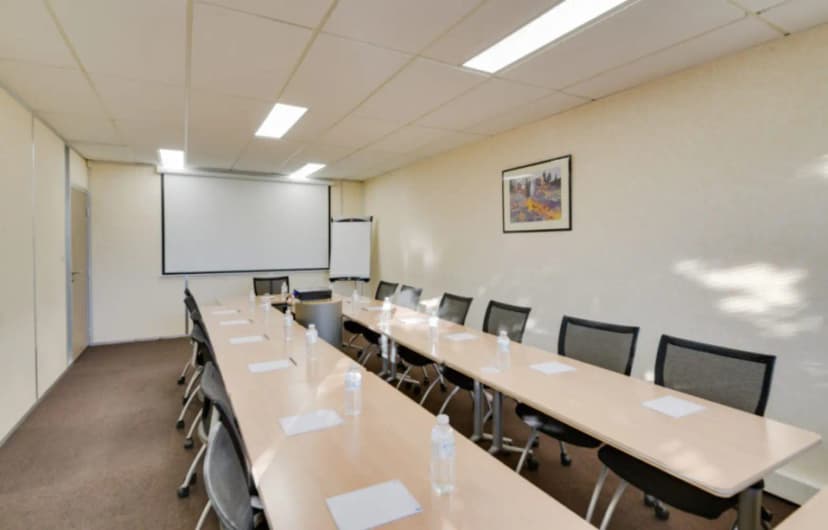 Bbs Lac Office Rental And Salles De Réunion À Bordeaux - Reseau Tbc — photo 4