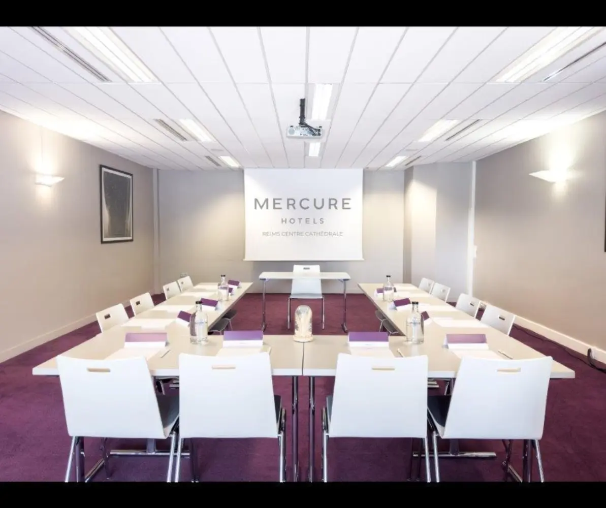 Hôtel Mercure Reims Centre Cathedrale — photo 2