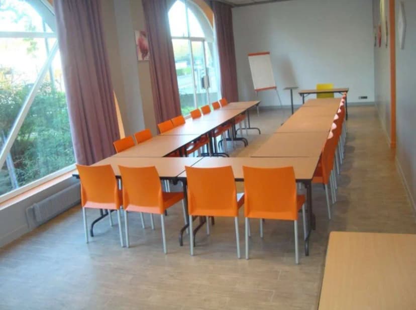 Hotel première classe — photo 2