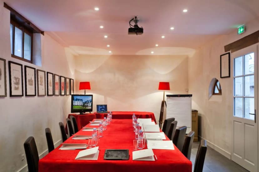 Hôtel Restaurant Le Clos d'Amboise - — photo 4