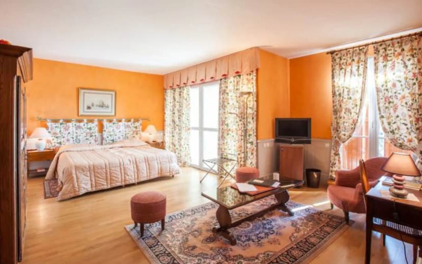 Le Beau Rivage — photo 3