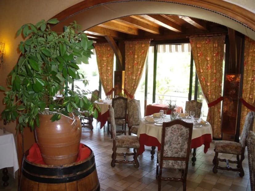 Hôtel Restaurant L'Ecluse — photo 5