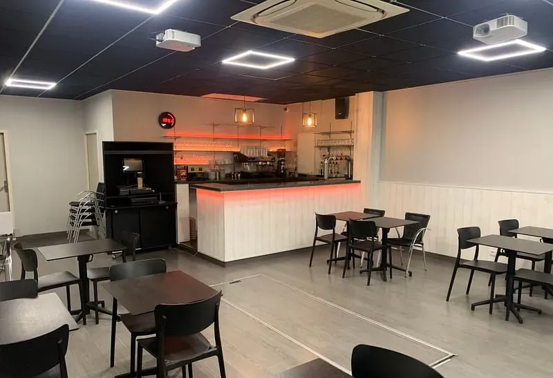 Le Café de la Place de Caudéran — photo 1