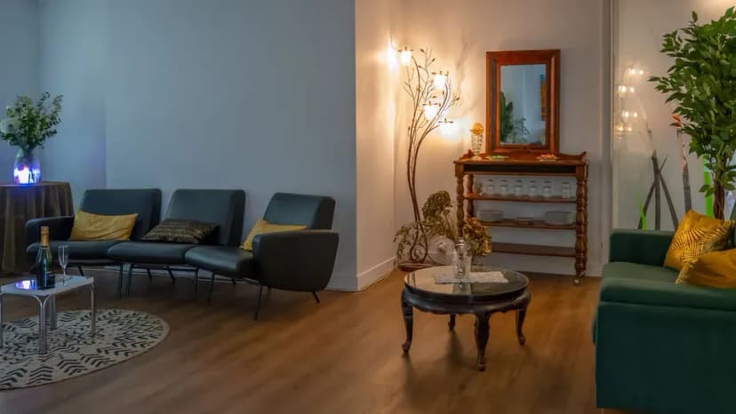 Cozy Meeting Center Room Rental Paris 8 — photo 4