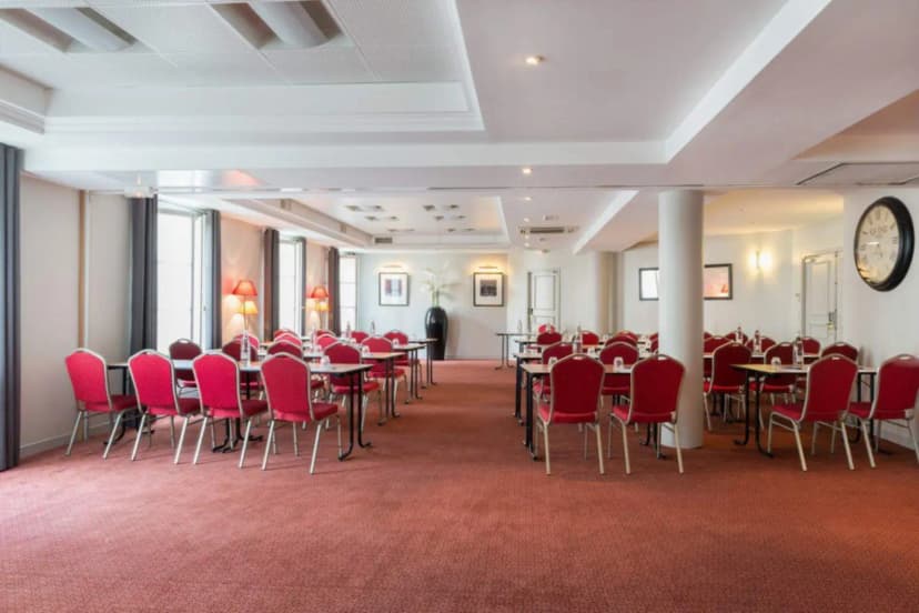 Le Grand Hôtel du Plessis-Robinson - Bar de l'horloge — photo 5