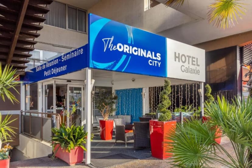 The Originals City, Hôtel Galaxie, Nice Aéroport — photo 1