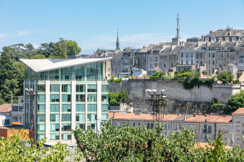 B'CoWorker Poitiers - Gare — photo 1
