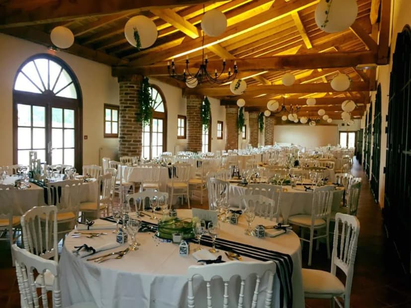 Château De Magneux-Haute-Rive Séminaire/Mariage — photo 2