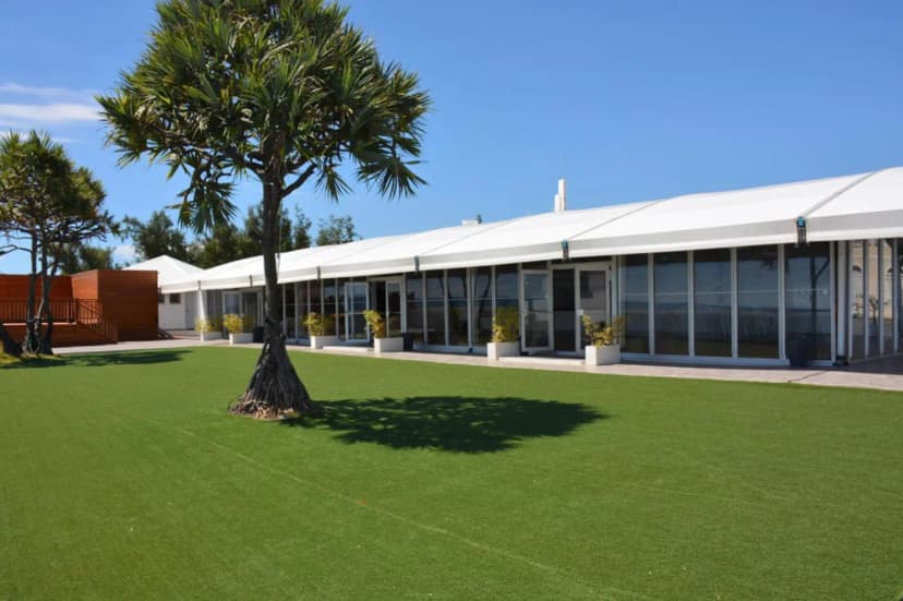 Swimming Pool Estate — photo 1