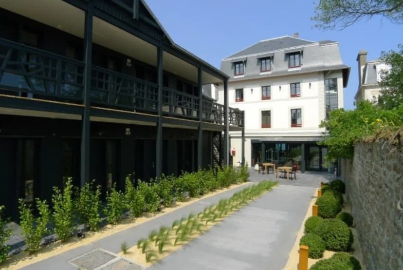 AR INIZ - Hôtel restaurant — photo 3