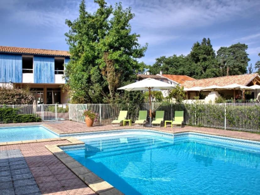 Logis Hôtel le Pont Bernet — photo 3