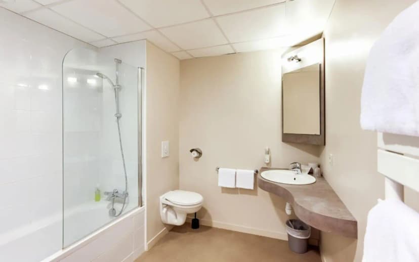 Brit Hotel Le Galion — photo 3