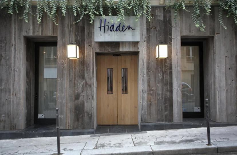 Hidden Hotel — photo 1