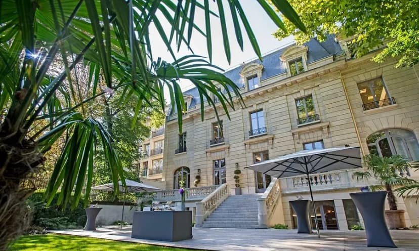 Maison de la Recherche — photo 1