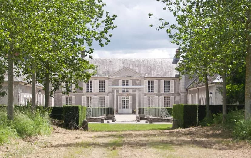 Château de Janvry — photo 1