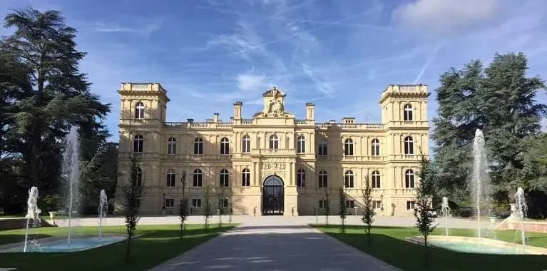 Château de Ferrières — photo 1