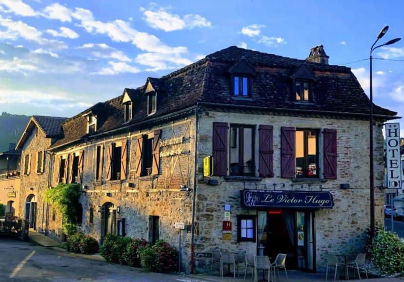 Logis Hôtel Victor Hugo — photo 1