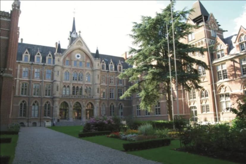 Lille Catholic University — photo 4