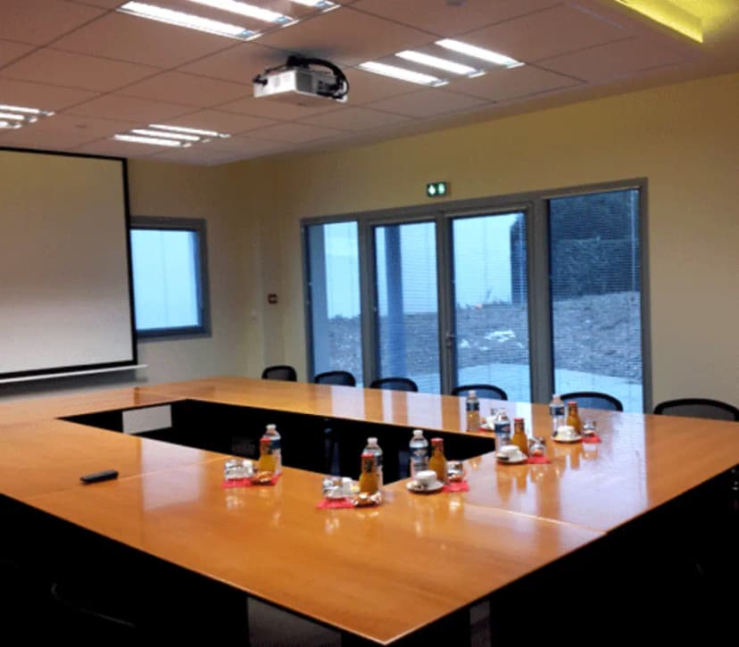 Coworking - Centre d'Affaires - Alizés Coworking Premium - Rennes-Cesson — photo 2