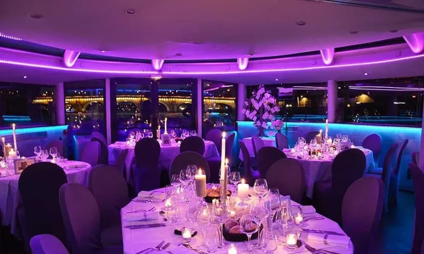 Le VIP Paris - Yacht Hotel — photo 2