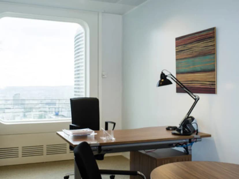 Regus - La Défense, Tour Ariane — photo 3