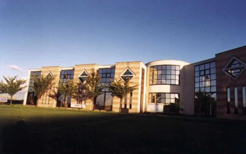 BUREAUX & SERVICES — photo 1