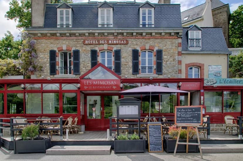 Hôtel Restaurant Les Mimosas — photo 1