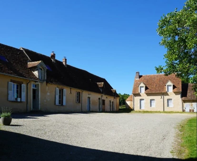 Bistrot des ecuries- Restaurant, gîtes et chambres d hôtes dans le Perche — photo 1