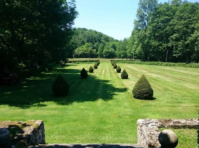 Abbaye de Combelongue, monument, jardin — photo 2