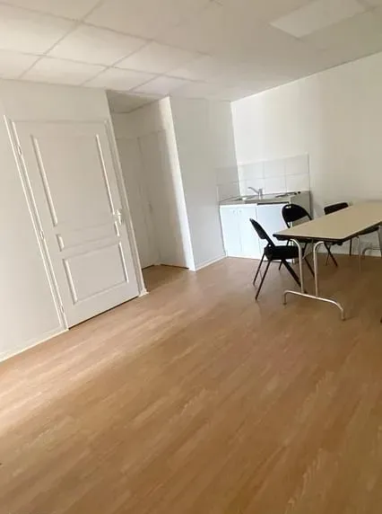 86 Rue Jean Baptiste Colbert — photo 2