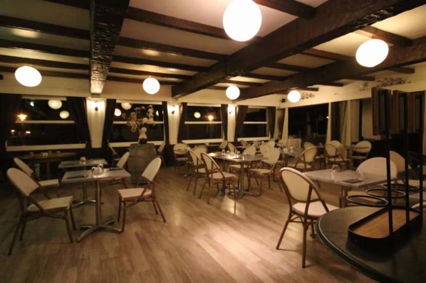 The Originals Boutique, Hôtel Lakeside, Biscarrosse Parentis Lac — photo 1
