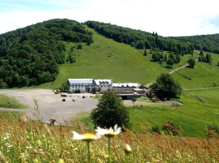Le Rouge-Gazon Ski Resort — photo 1