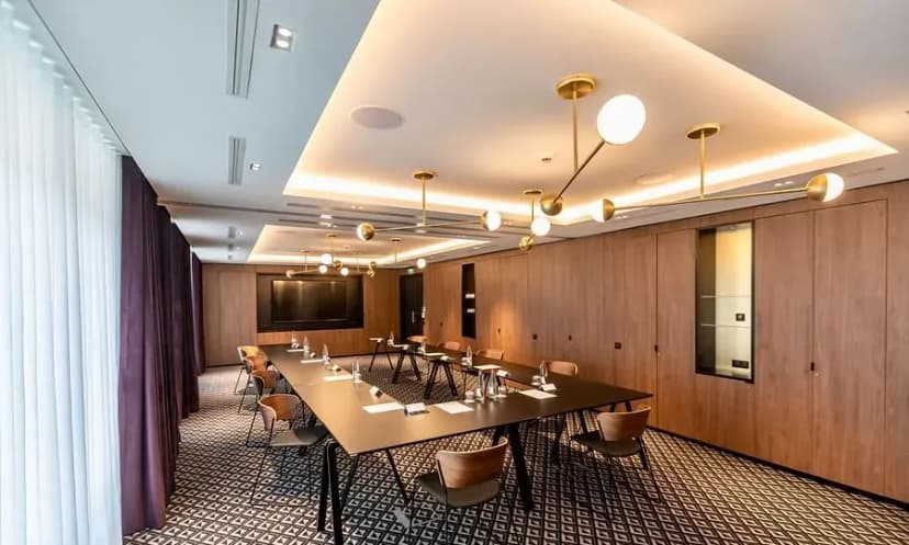 Best Western Plus Crystal, Hôtel, Bar & Spa — photo 1