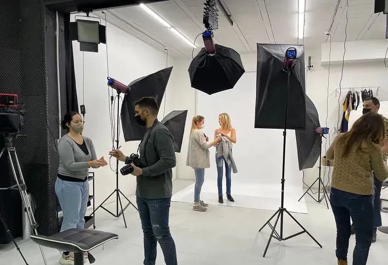 Studio et Showroom en plein cœur de Paris — photo 4