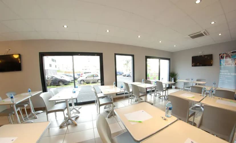 Eastlodge Lyon Est Eurexpo — photo 5