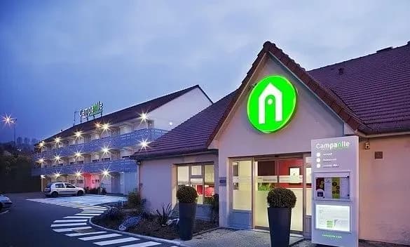 Hotel Restaurant Campanile Epône — photo 1