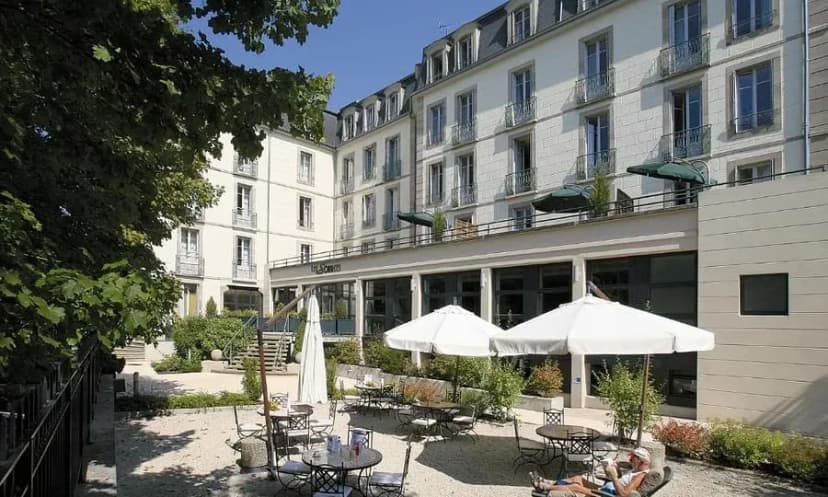 Hôtel CERISE Luxeuil Les Sources — photo 1