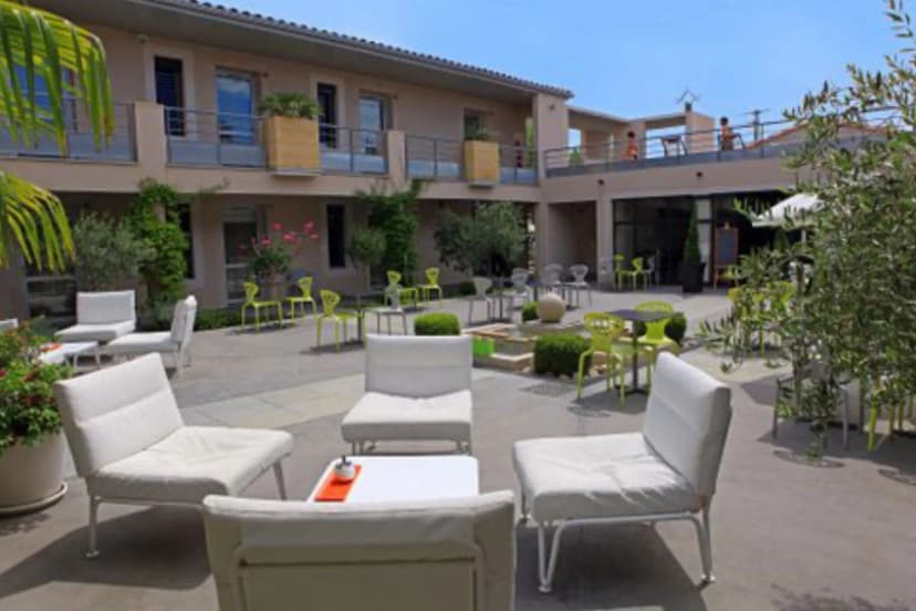 LE PATIO DE VIOLETTE MEILLEUR TARIF DEPUIS NOTRE SITE INTERNET — photo 1