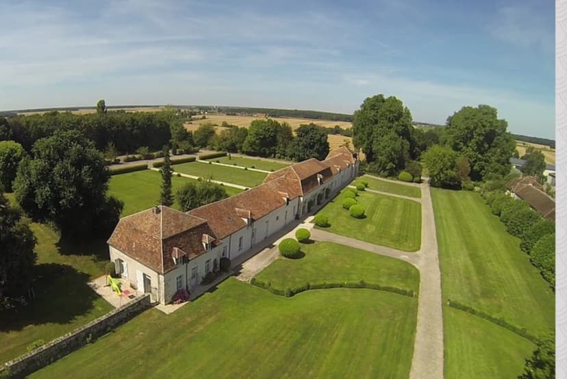 Domaine de champgueffier — photo 1