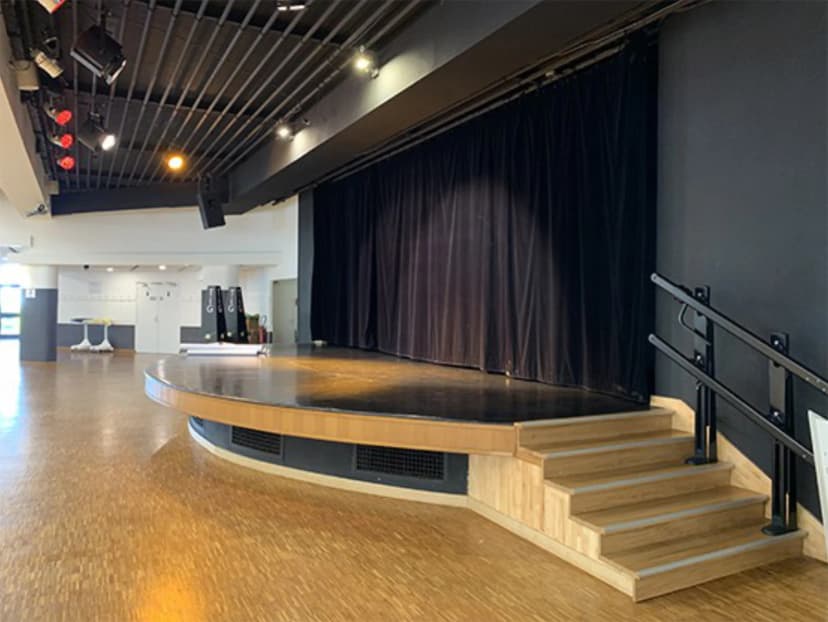 Palais des Congrès — photo 3